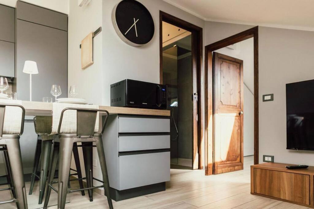 ジェノヴァCasa Savo - Parcheggio Gratuito Nella Blu Areaアパートメント エクステリア 写真