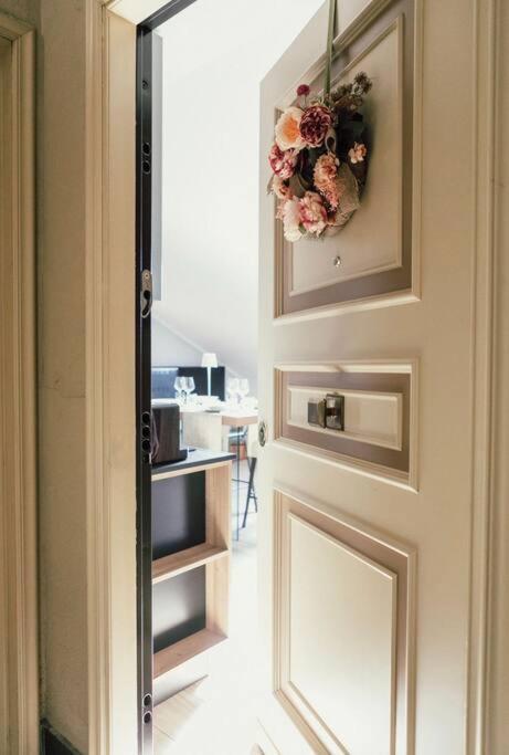 ジェノヴァCasa Savo - Parcheggio Gratuito Nella Blu Areaアパートメント エクステリア 写真