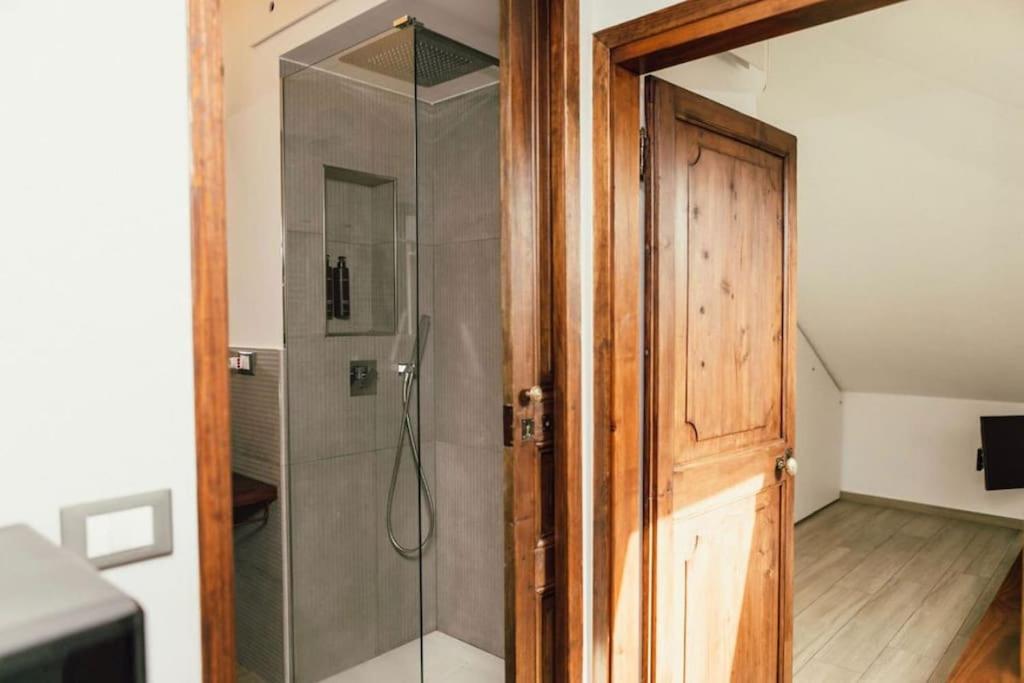 ジェノヴァCasa Savo - Parcheggio Gratuito Nella Blu Areaアパートメント エクステリア 写真