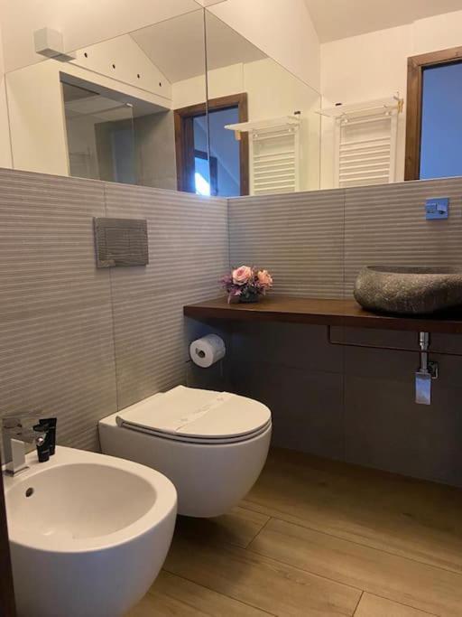 ジェノヴァCasa Savo - Parcheggio Gratuito Nella Blu Areaアパートメント エクステリア 写真