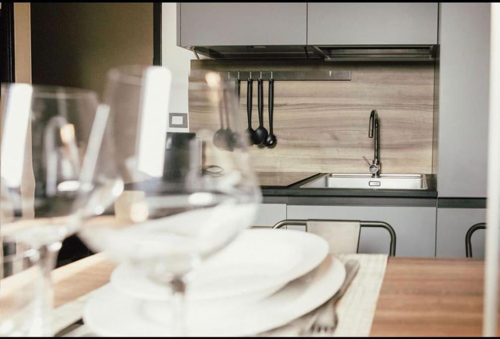 ジェノヴァCasa Savo - Parcheggio Gratuito Nella Blu Areaアパートメント エクステリア 写真